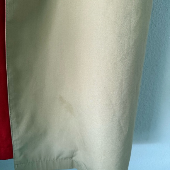 Misty Harbor Elegant Tan Trench Coat with Relaxed Fit - Picture 3 of 10